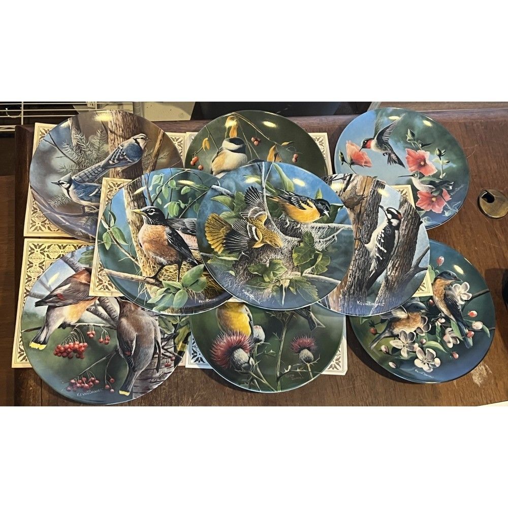 Vintage Knowles China Encyclopedia Britannica Birds of Your Garden Plate set